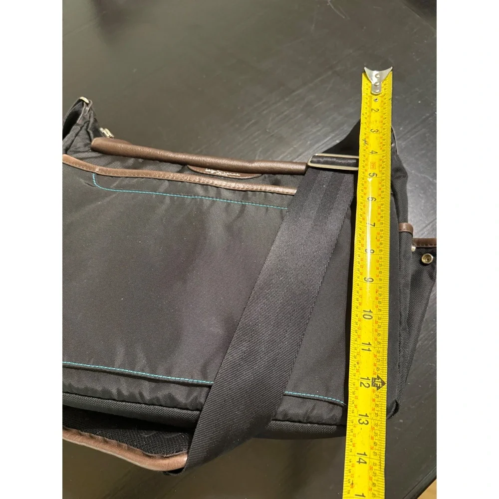 Think Tank Lily Deanne Mezzo Camera Bag Brown Leather Black Nylon Messenger